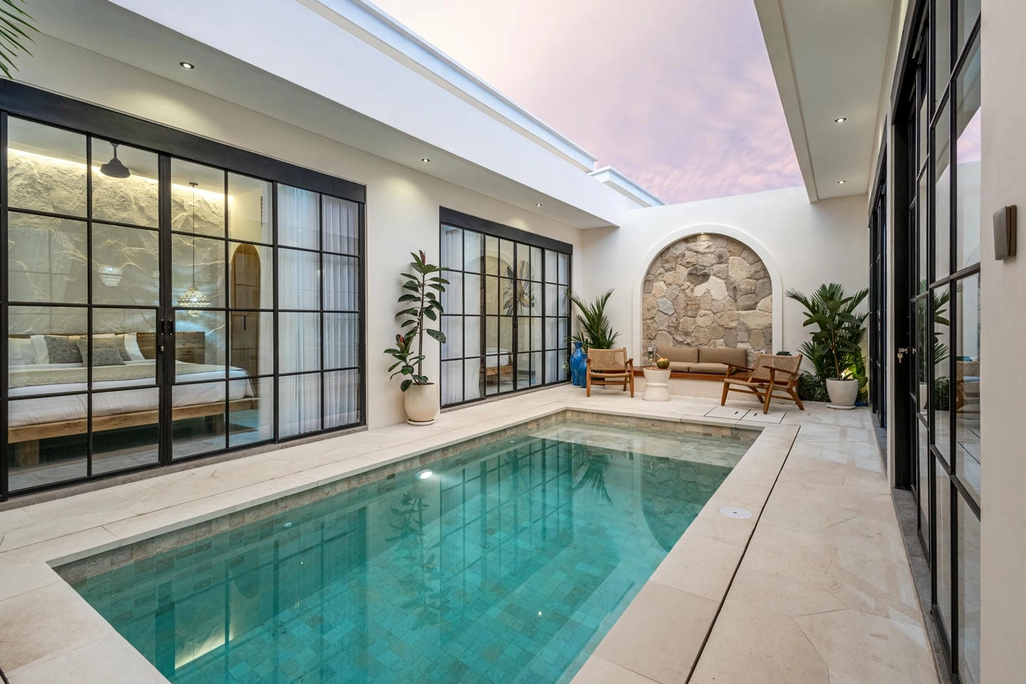 READY NOW 2 BEDROOM VILLA FOR SALE LEASEHOLD IN BALANGAN BE-2126 